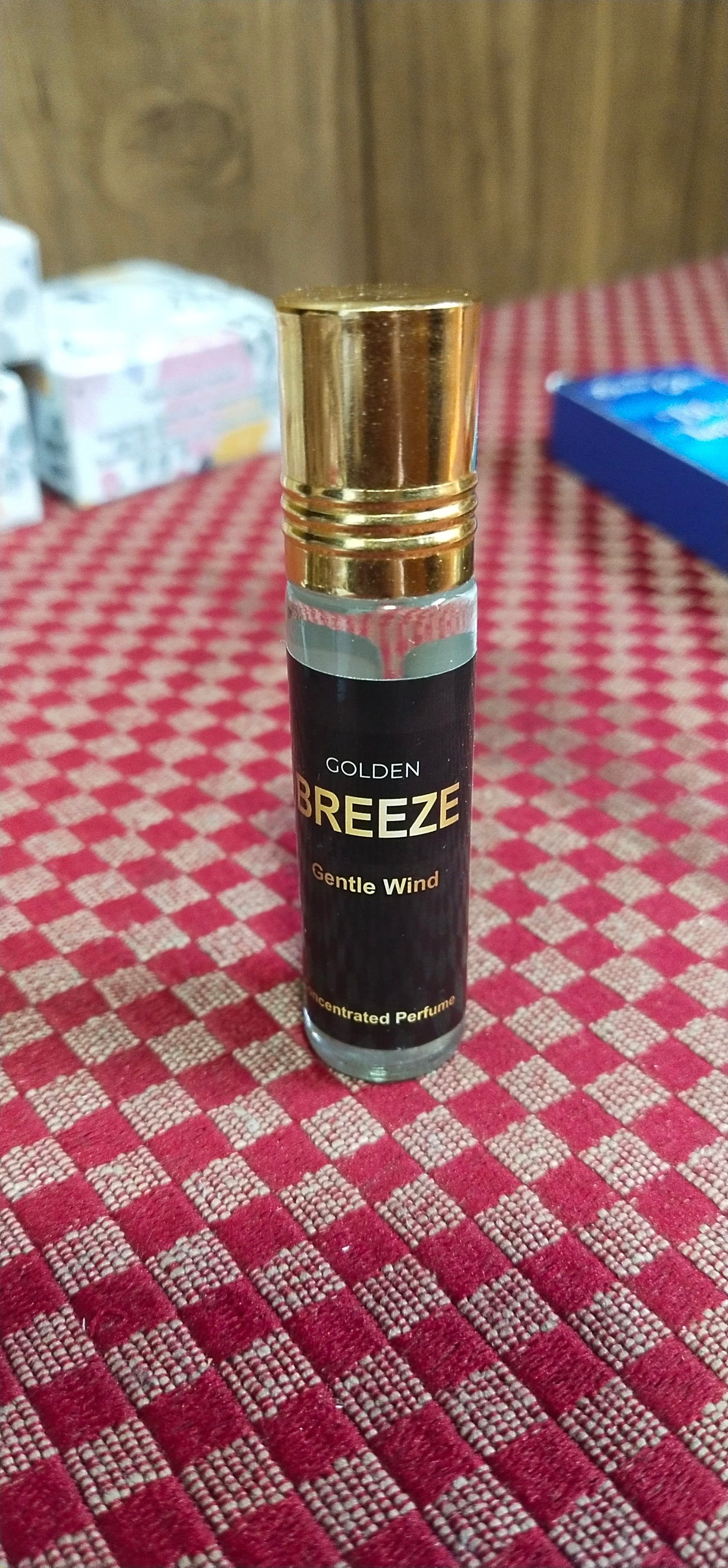 Golden Breeze Attar Perfume Roll-On: Luxurious Fragrance for Men and Women OotyMade.com