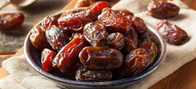 Load image into Gallery viewer, &quot;Nut Fruit Cloud&quot; Combo Gift Pack Of Dry Fruit OotyMade.com
